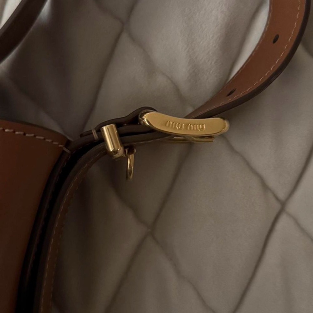 Miu Miu Tan Leather Women’s Bucket Bag - Picture 6 of 6